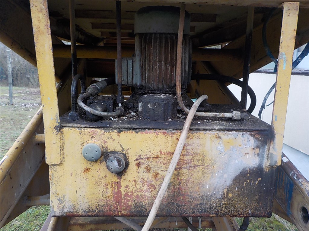 OLLÓSEMELŐ,RÉGI MAGYAR GYÁRTÁSÚ,380V-OS,5,6 MÉTERRE EMEL,TAPOLCÁN ELADÓ 12. kép