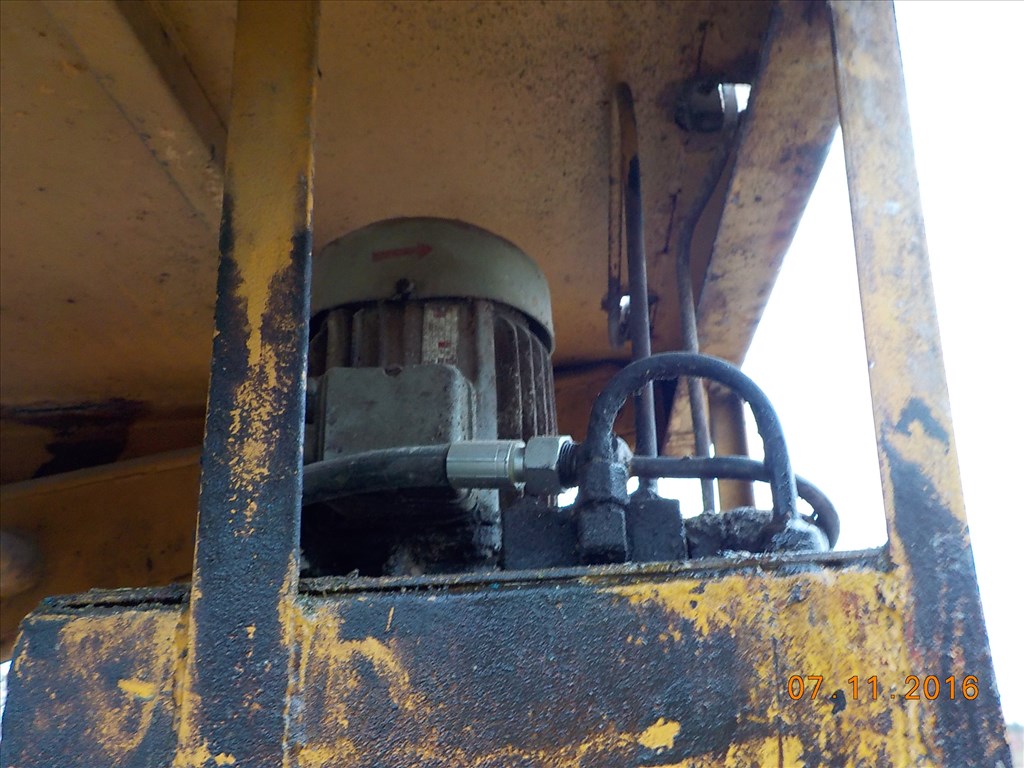 OLLÓSEMELŐ,RÉGI MAGYAR GYÁRTÁSÚ,380V-OS,5,6 MÉTERRE EMEL,TAPOLCÁN ELADÓ 21. kép