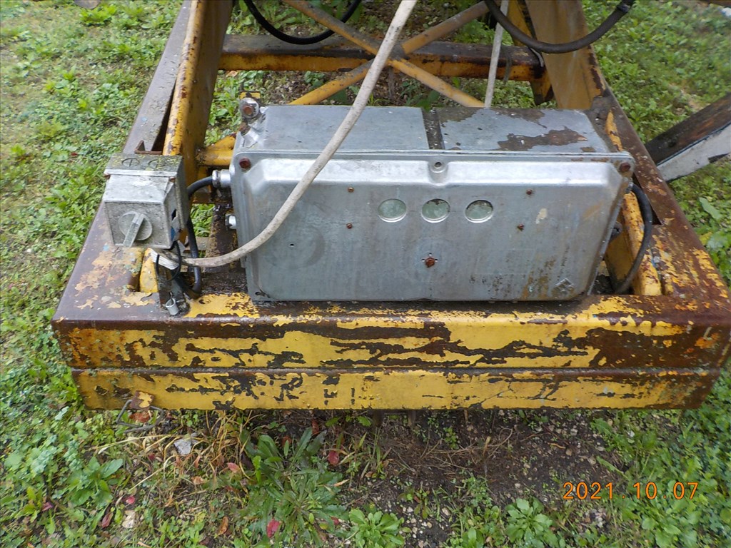 OLLÓSEMELŐ,RÉGI MAGYAR GYÁRTÁSÚ,380V-OS,5,6 MÉTERRE EMEL,TAPOLCÁN ELADÓ 23. kép