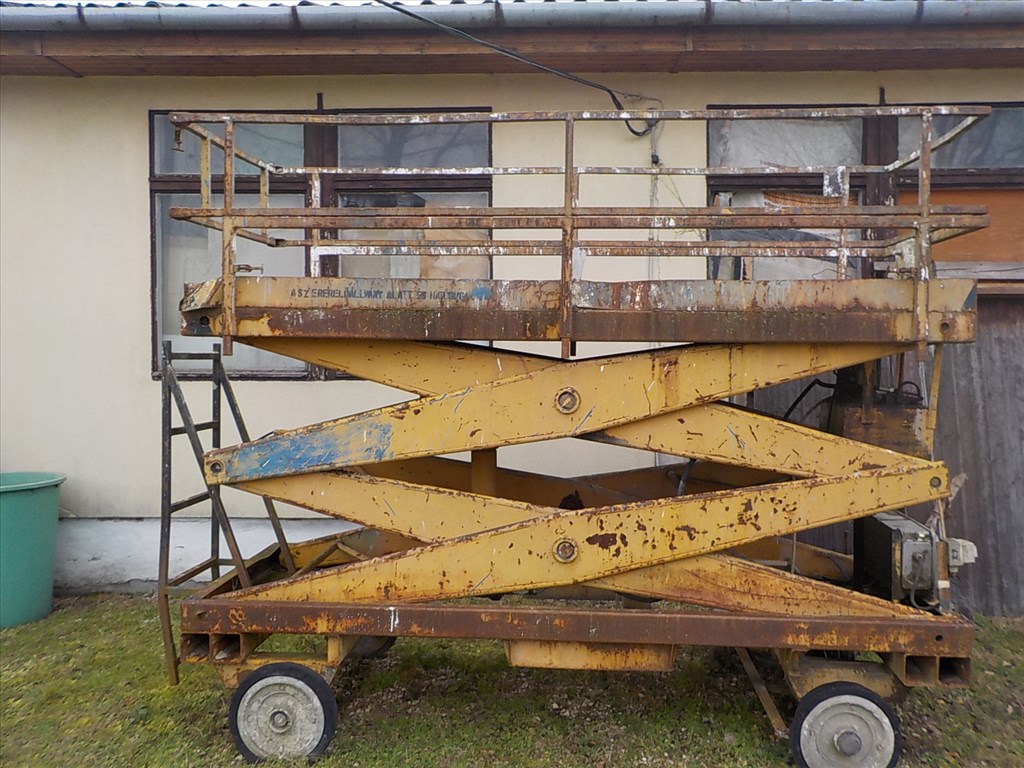 OLLÓSEMELŐ,RÉGI MAGYAR GYÁRTÁSÚ,380V-OS,5,6 MÉTERRE EMEL,TAPOLCÁN ELADÓ 26. kép
