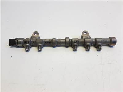 Opel Astra J  közös nyomócső 55573331