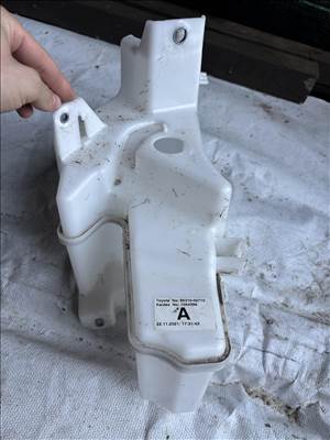 Toyota Corolla (E210) ablakmosó folyadék tartály 85310-02710