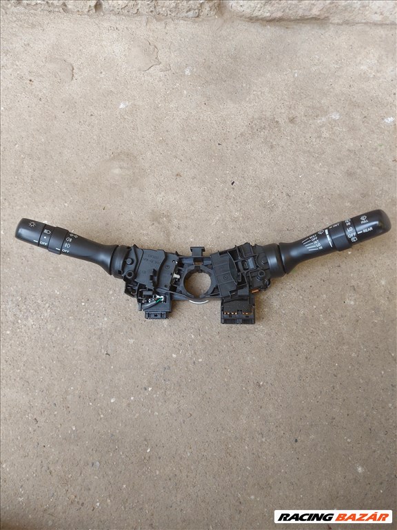 Toyota RAV4 (XA30) Bajuszkapcsoló 3116 17f060 2. kép