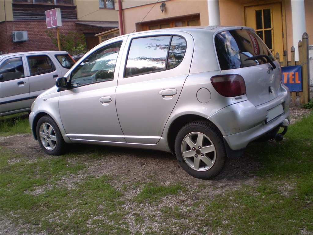 Eladó Toyota Yaris 1.0 Linea Sol ABS Klíma Legfelszereltebb modell MAGYARORSZÁGI 3. kép