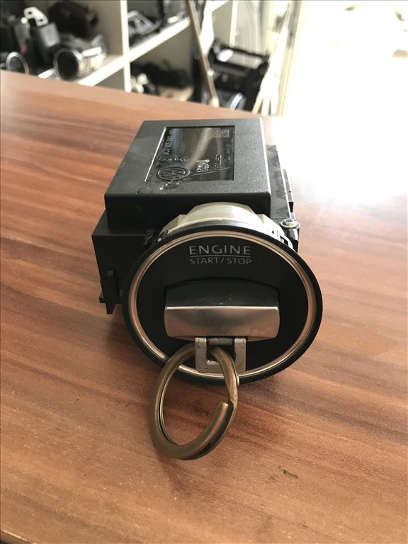 Volkswagen Passat B7 gyújtáskapcsoló  3c0905843ad 1. kép