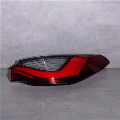 BMW 4er G22-G26-G82, i4 G26 jobb hátsó lámpa (Cikkszám: 63217477604)