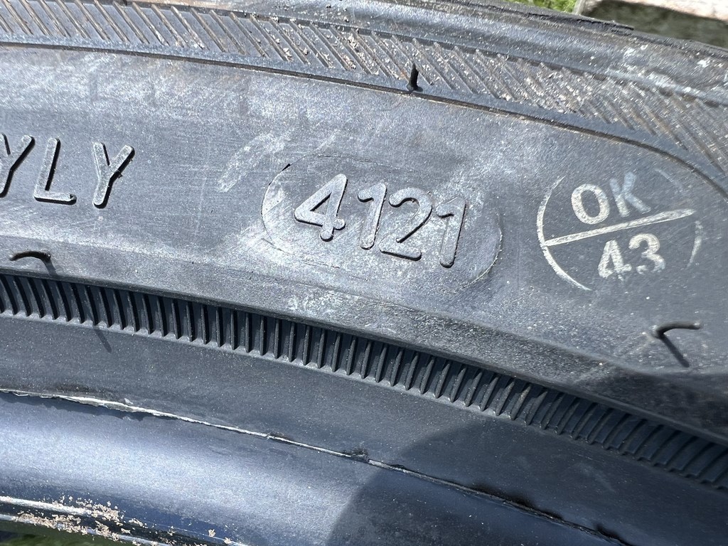 225/40 R19 Sailun Atrezzo nyári gumi ÚJ 6. kép