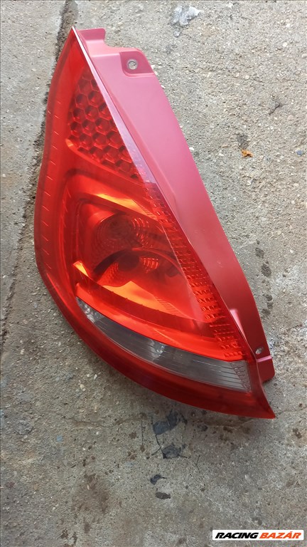 Ford Fiesta, bal hátsó, gyári lámpa   1. kép