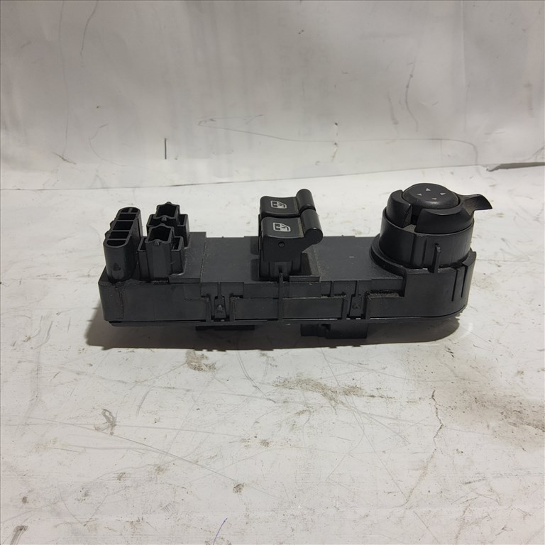 Alfa Romeo Giulietta 2010-2020  bal első ablakemelő kapcsoló, két elektromos ablakemelős kivitel 156106391 2. kép