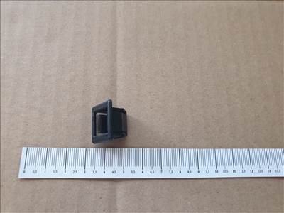 Fiat Grande Punto, Linea gyári új motorháztető szigetelés rögzítő patent   51819230 