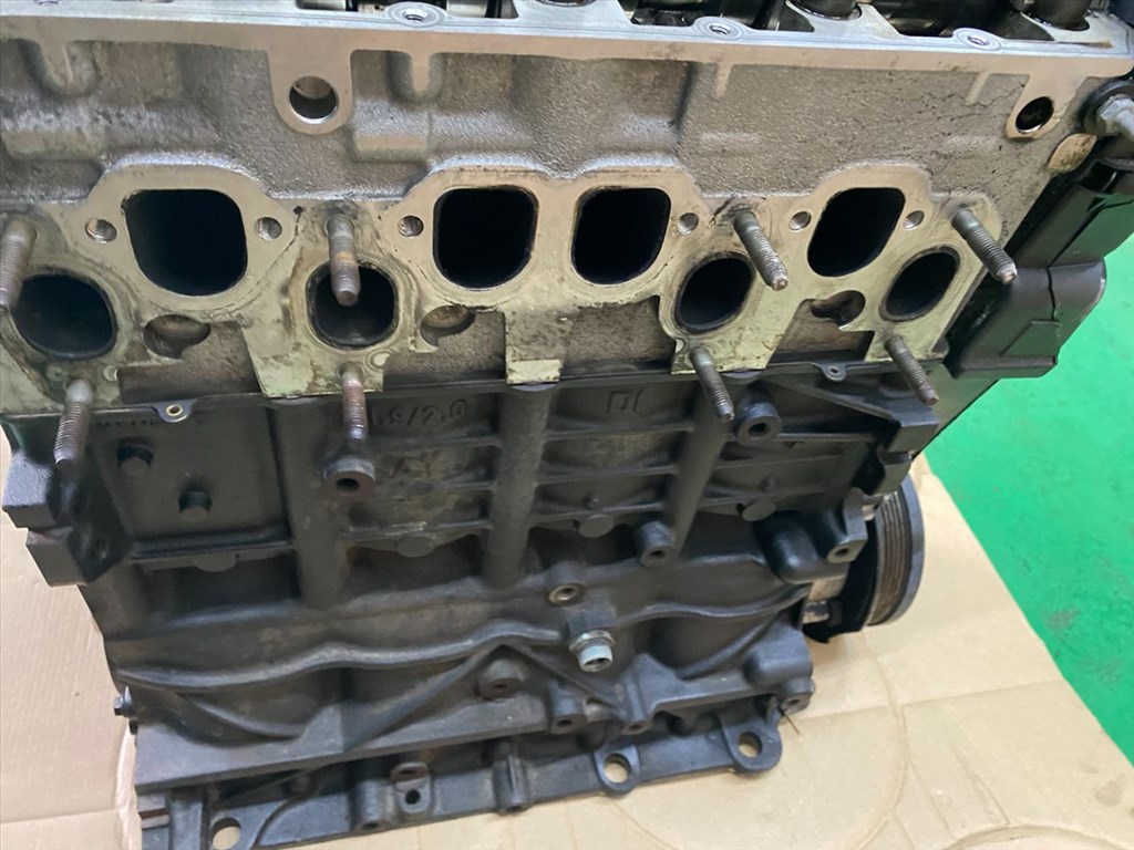 VW CADDY Motor (Fűzött blokk hengerfejjel) 11. kép