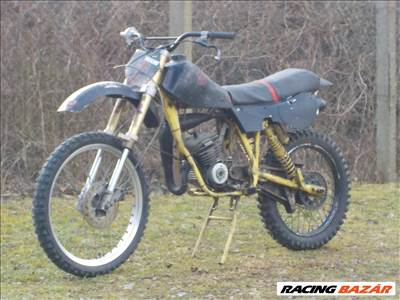 APRILIA RC 50 CROSS,1979-ES ÉVJÁRATÚ,OSZTRÁK TYPENSCHEIN-ES OLDTIMER KISMOTOR ELADÓ