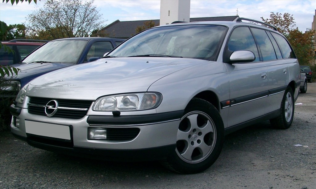 Opel Omega B szélvédő  1. kép
