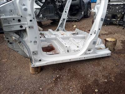 Renault Zoe bal küszöb