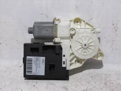 Ford Focus 2005-2009 bal első ablakemelő motor  0130822215