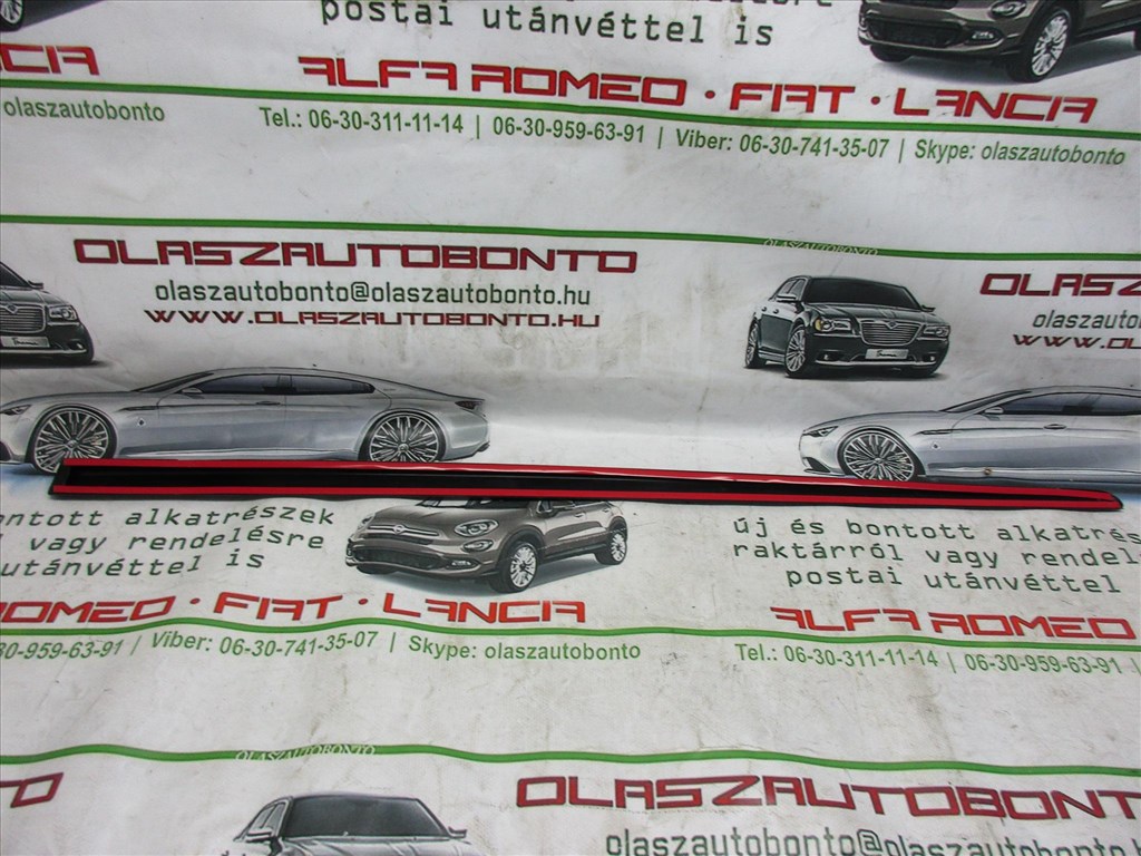 Fiat Punto II. 5 ajtós, 0117251 számú, utángyártott új, jobb első ajtó díszléc 3. kép