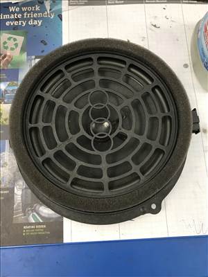 Audi A5 (B8 - 8T) Bang & Olufsen hangszóró 8k0035411a