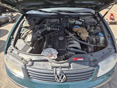 Volkswagen Passat B5 1.6 generátor 