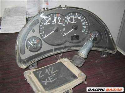 Opel Corsa C 1.2 motorvezérlő 