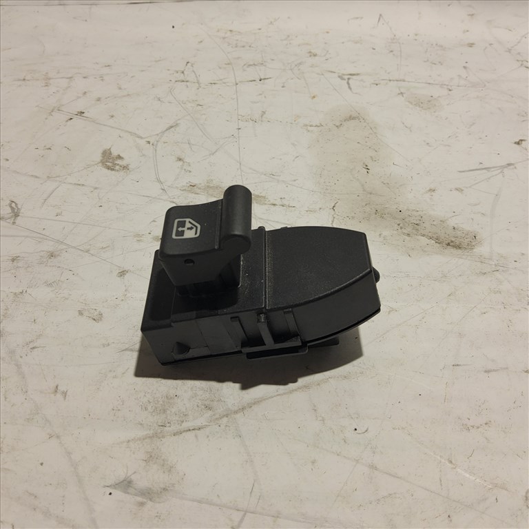 Alfa Romeo 159 2005-2011 jobb első Ablakemelő kapcsoló 2. kép