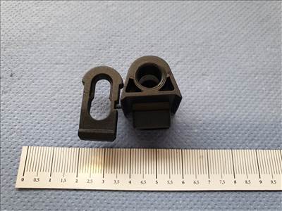 Alfa Romeo, Fiat utángyártott új, motorháztető kitámasztó rúd alsó rögzítő patent 7622907