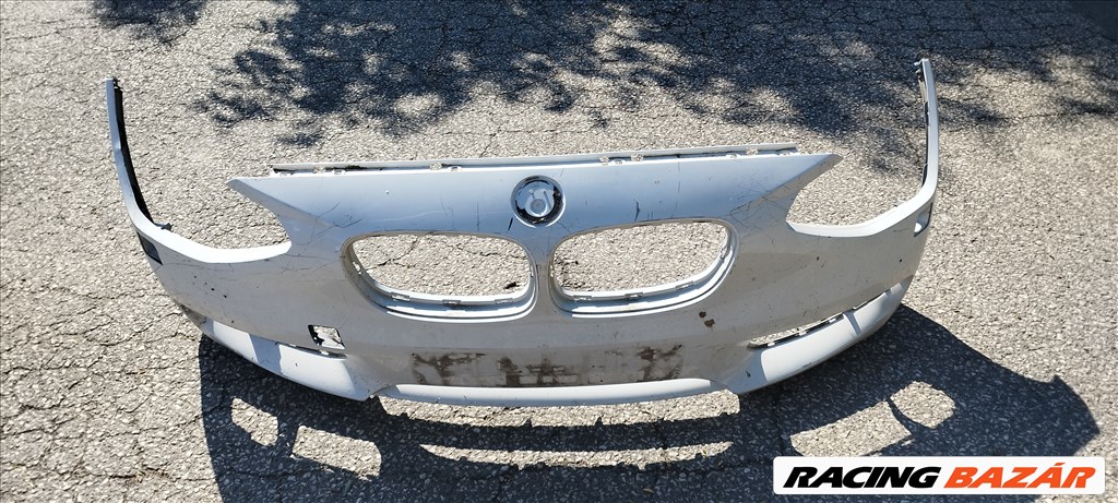 BMW 1-es sorozat F20, F21 első lökhárító fehér színben 51117245731 2. kép