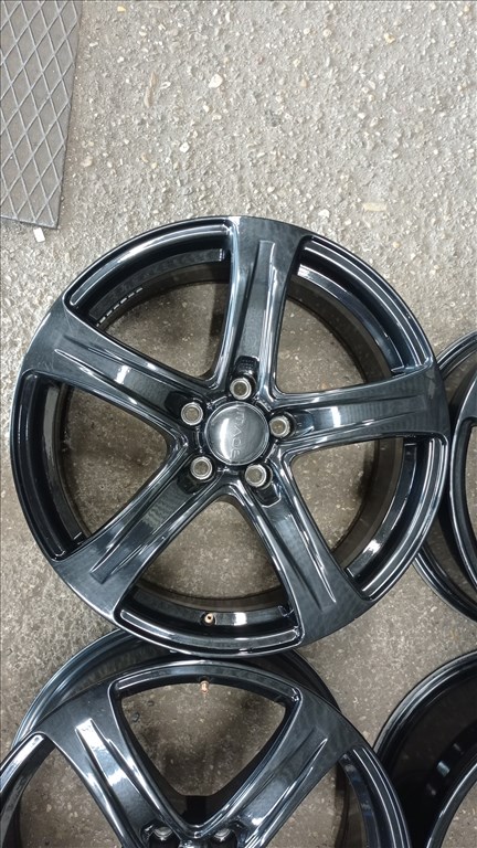  5x112 lyukosztású 7,5JJ 18" használt alufelni 2. kép