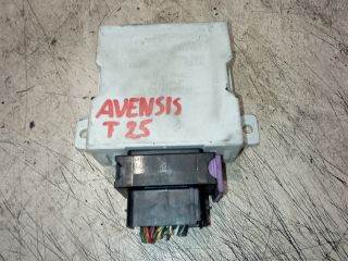 Toyota Avensis (T250) Ablaktörlő Relé *135578* 8594005040