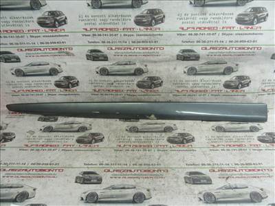 Fiat Stilo 5 ajtós, 735369677 számú, jobb első díszcsík