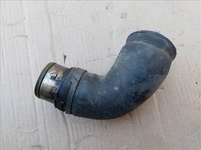 Volkswagen Golf-Jetta-Passat 2,0 Pdtdi turbócső 038131111C