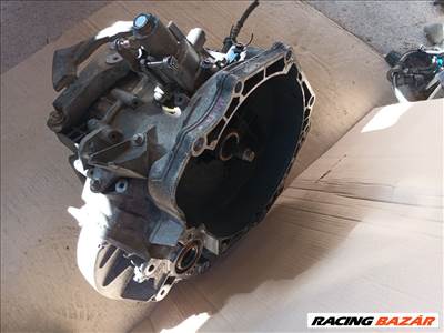 Opel Meriva B 1.7 CDTI Váltó M32