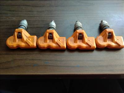 Ford nyomásérzékelő TPMS 20000ft a 4db! /12/