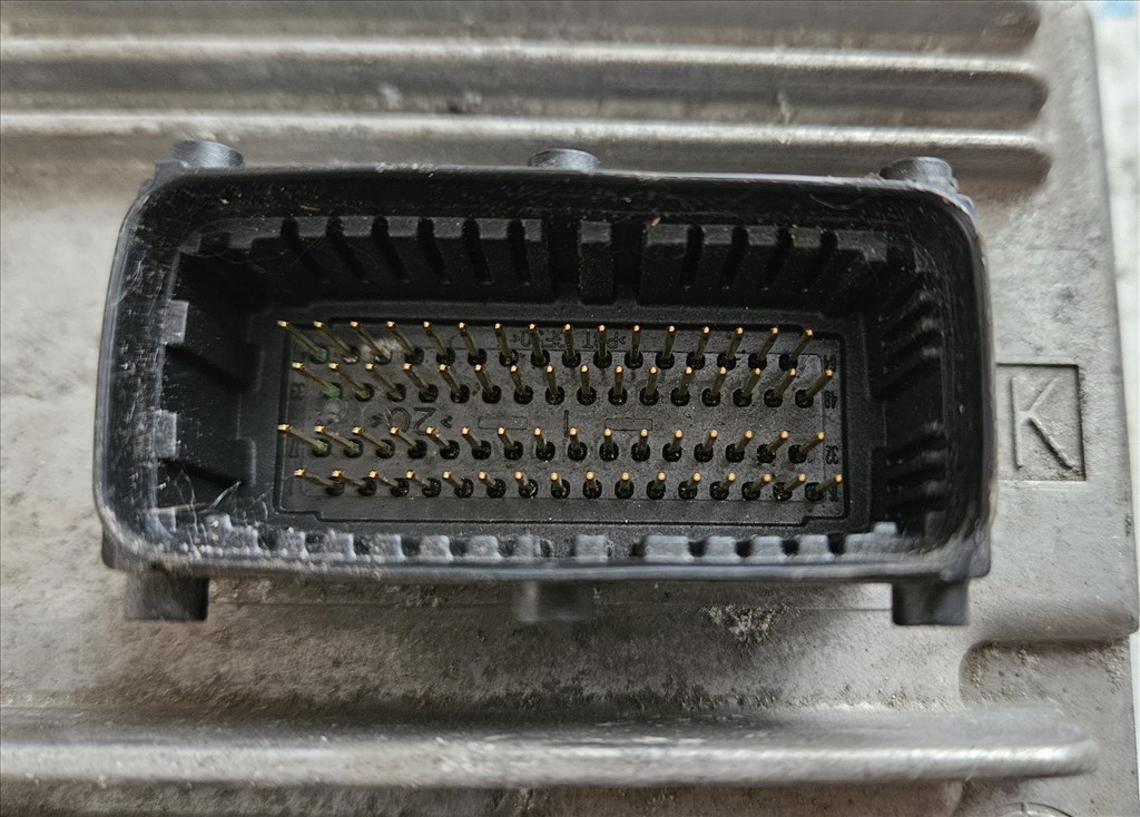 Opel Astra H 1.6 Motorvezérlő Z16xep 55561172 5. kép