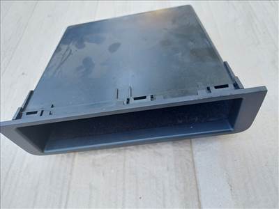 Audi A2 tárolórekesz 8Z0863077