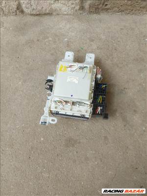 Toyota RAV4 (XA30) 2.2 D-4D Biztosítéktábla 3113 8273042360