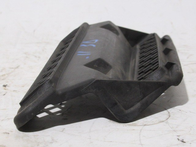 Fiat Punto II. 3 ajtós, első lökhárító jobb első díszrács 735264443 2. kép