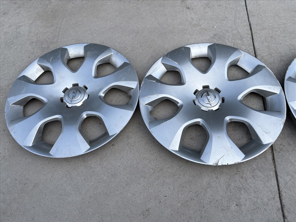 Opel 16 colos dísztárcsák olcsón 2. kép