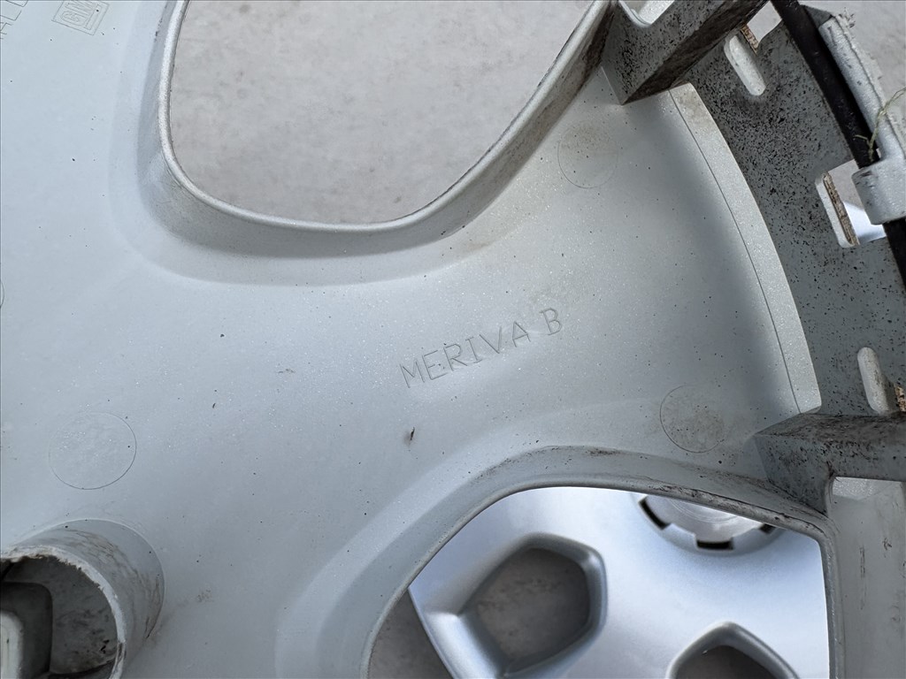 Opel 16 colos dísztárcsák olcsón 4. kép