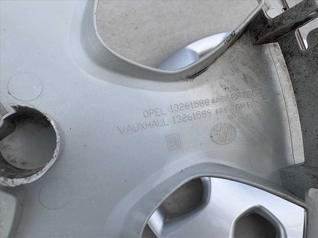 Opel 16 colos dísztárcsák olcsón 5. kép
