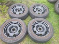 4x108 gyári Citroen/Peugeot lemezfelni, rajta 215/55R16 Maxxis nyári gumi