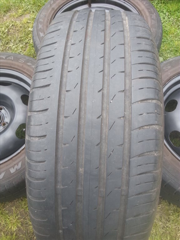  4x108 gyári Citroen/Peugeot lemezfelni, rajta 215/55R16 Maxxis nyári gumi  6. kép