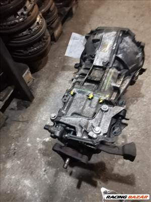 Ford Transit 2.2  hátsókerekes sebváltó  cc1r7003bb