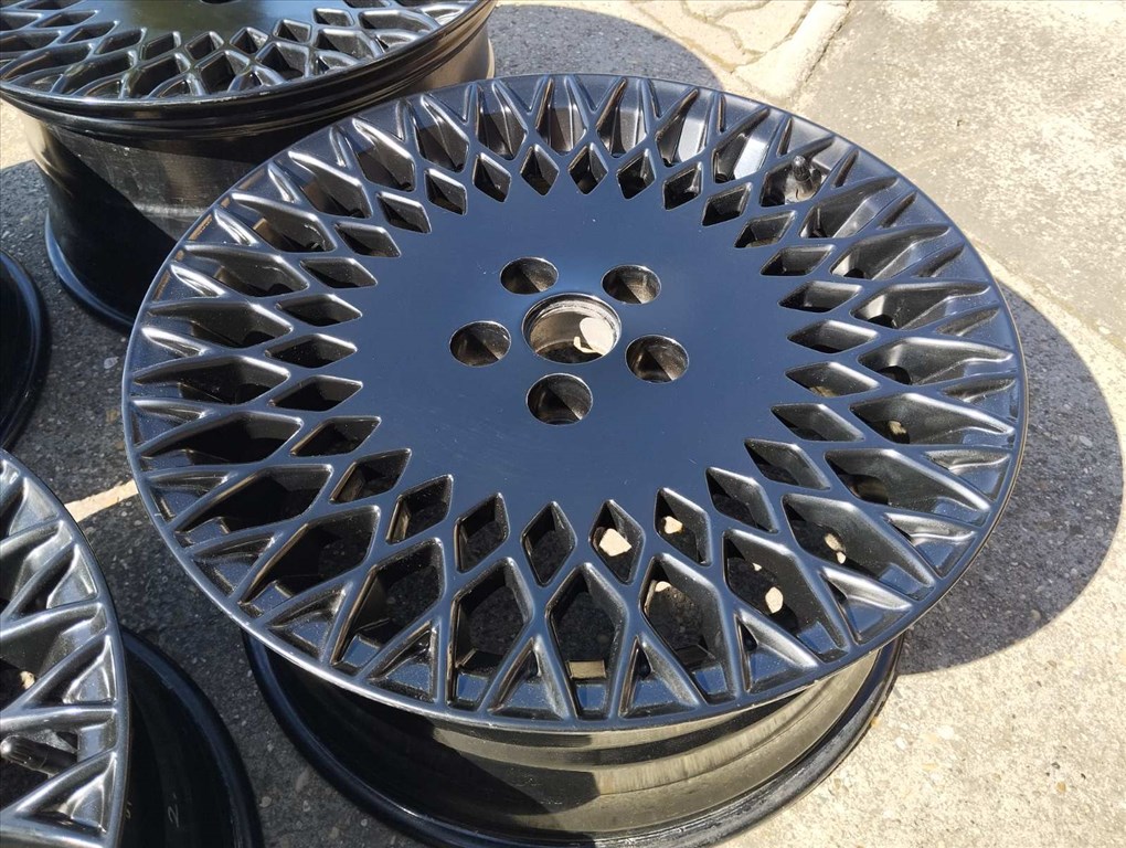 Hyundai Genesis g80 gyári alufelni, 5x114.3, 67.1, 8.5 x 19 - 9.5 x 19 6. kép