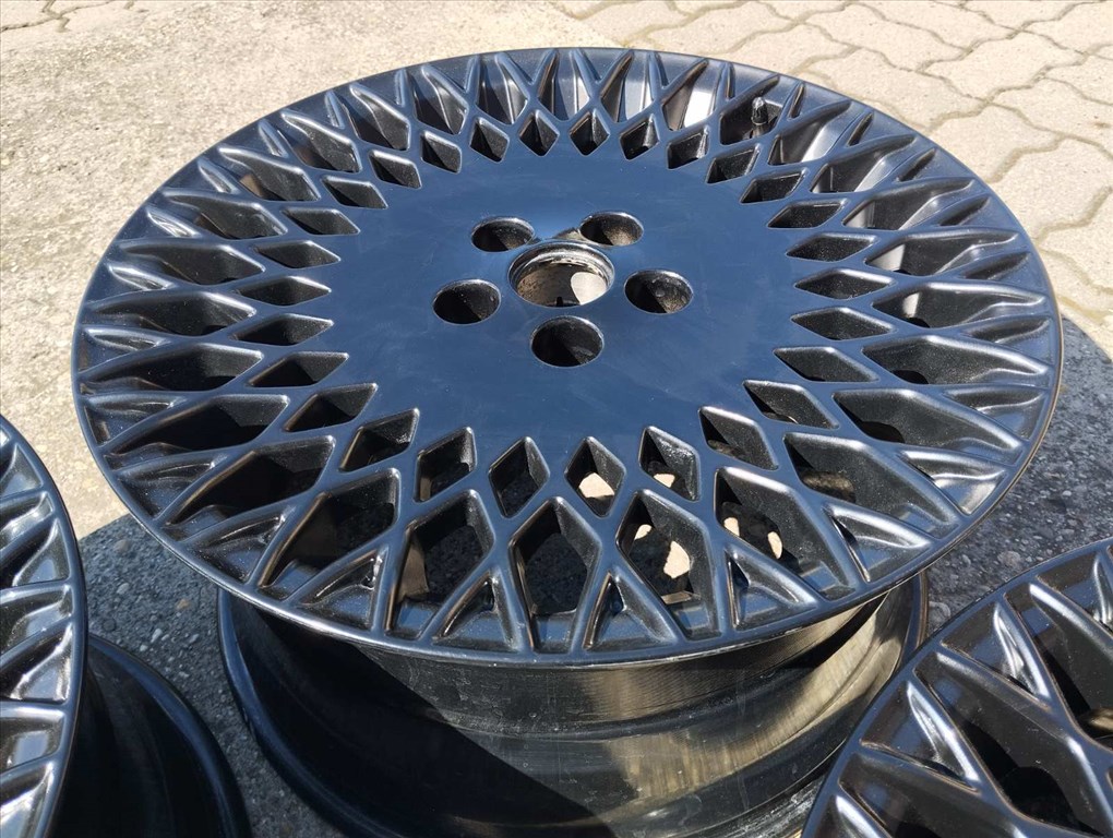 Hyundai Genesis g80 gyári alufelni, 5x114.3, 67.1, 8.5 x 19 - 9.5 x 19 7. kép