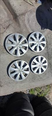 Toyota gyári 16" dísztárcsa