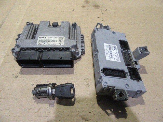 24412 Fiat Doblo II. 1,9 Jtd 8v 105 Le motorvezérlő szett 0281012865 , 51798819 1. kép