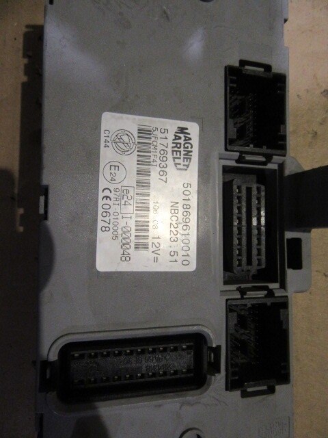 24412 Fiat Doblo II. 1,9 Jtd 8v 105 Le motorvezérlő szett 0281012865 , 51798819 4. kép