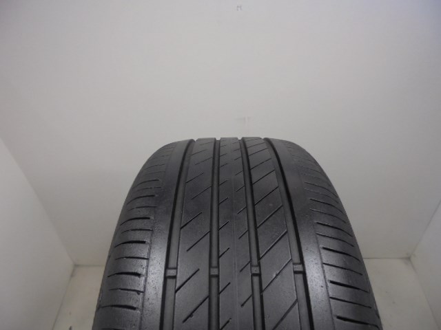 Goodyear Efficientgrip Performance 2 215/50 R18  1. kép