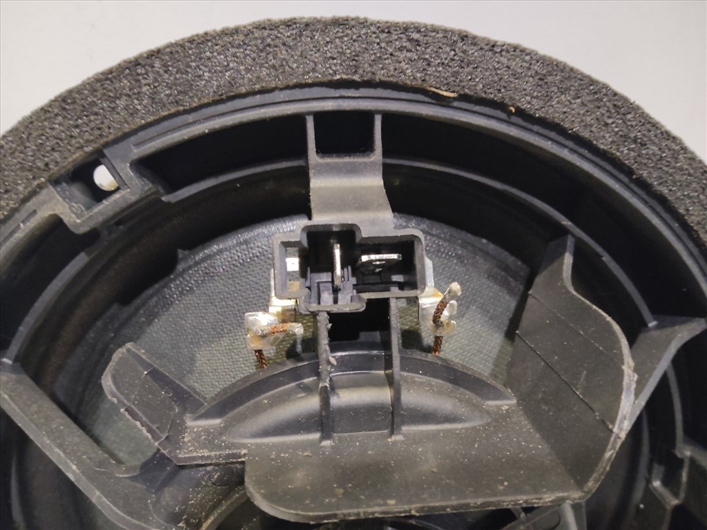 182858 Opel Agila B, Suzuki Splash 2008-2014 jobb hátsó hangszóró 3. kép