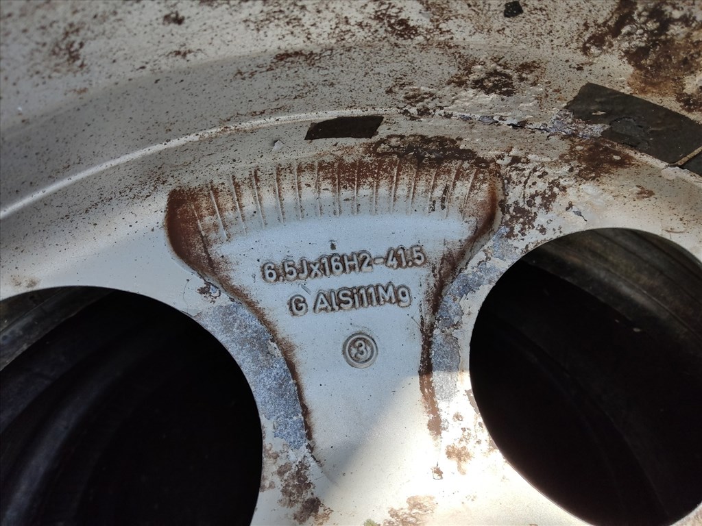 186669 Alfa Romeo 147, 156, Gt 16"-os alufelni  (1db) a képen látható állapotban 60669917 2. kép